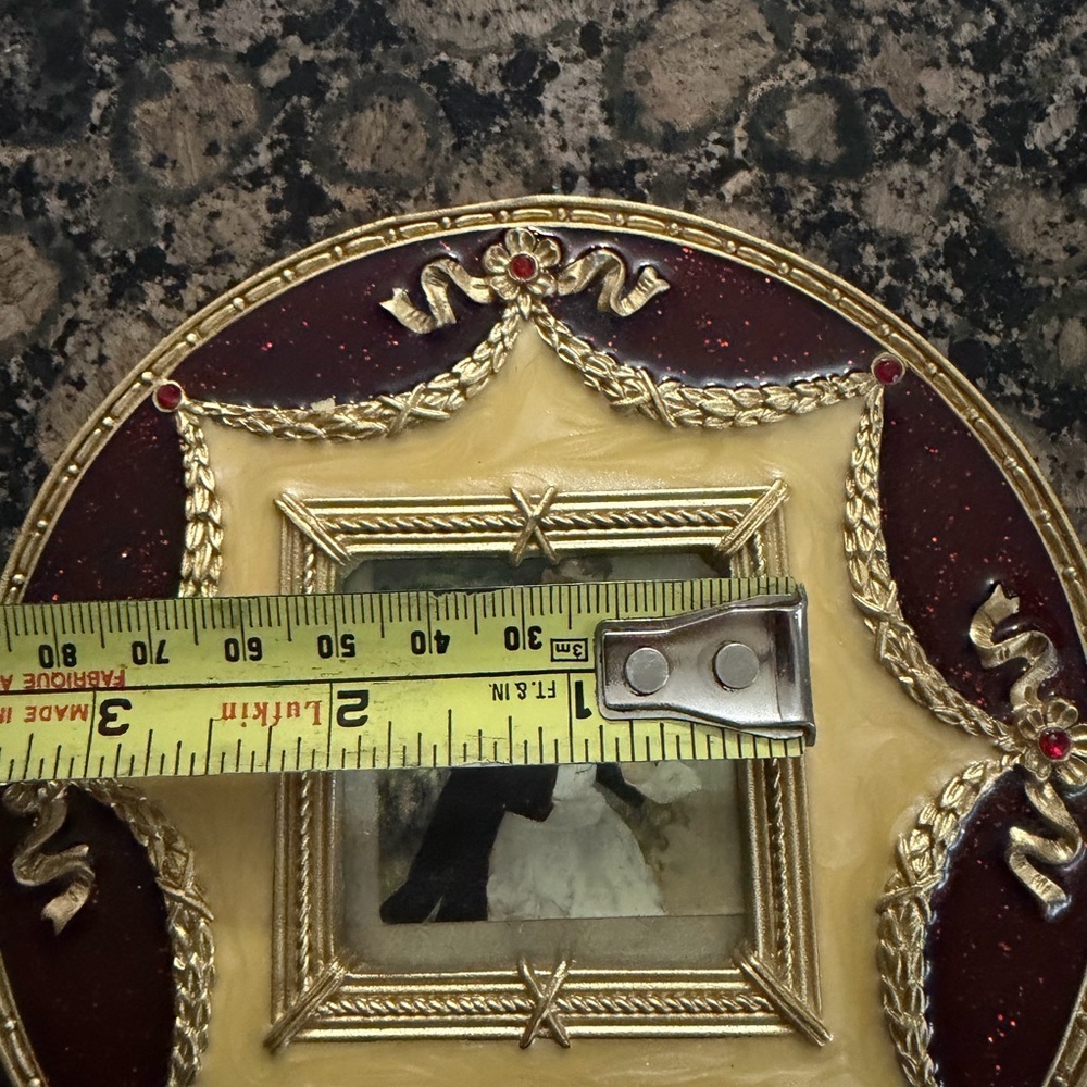 Vintage Red and Gold Photo Frame small - Picture 3 of 6